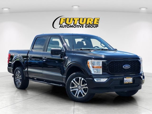 Used 2022  Ford XL image 1