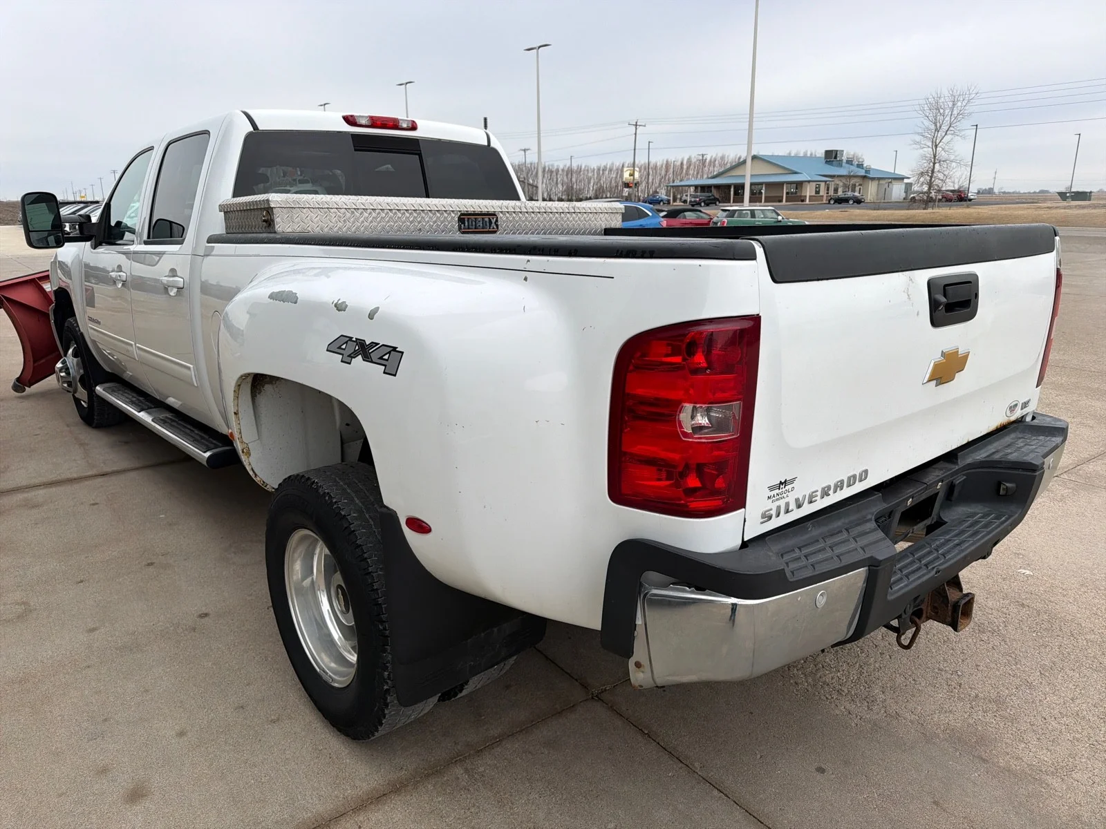 Used 2014 Summit White Chevrolet LTZ image 13