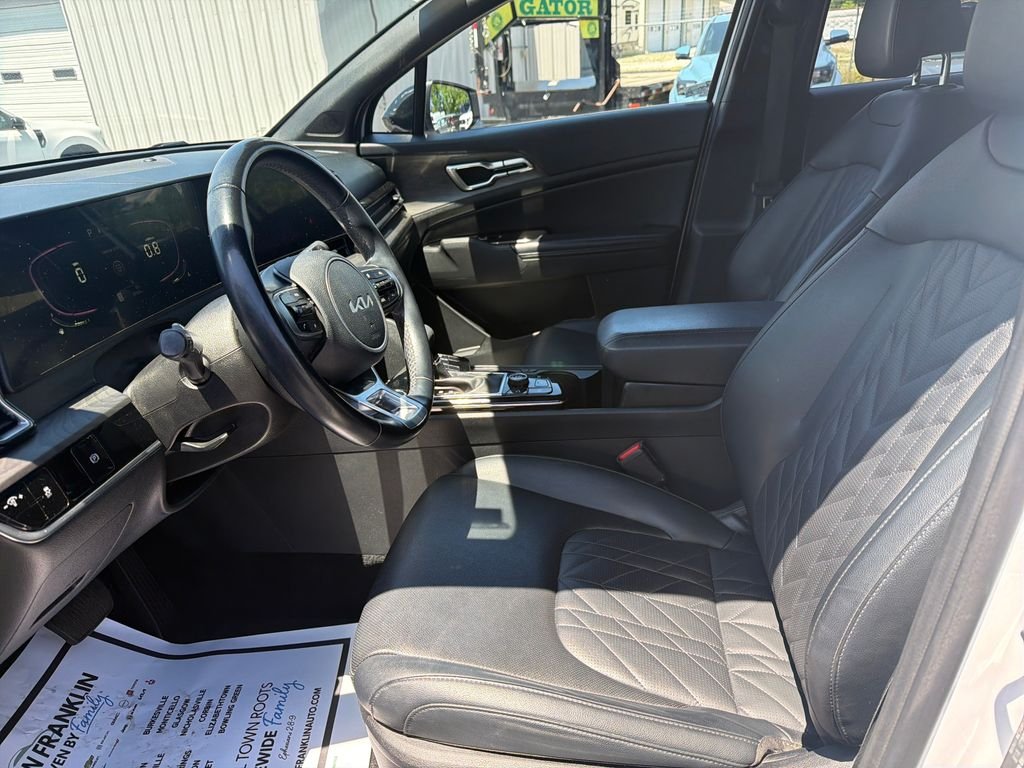 Used 2024 White Kia X-Line image 11
