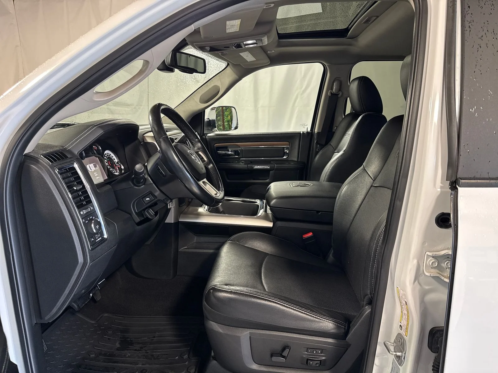 Used 2017 Bright White Clearcoat Ram Laramie image 3