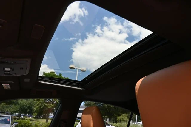 Certified Used 2020 NEBULA GRAY PEARL Lexus 300h image 36