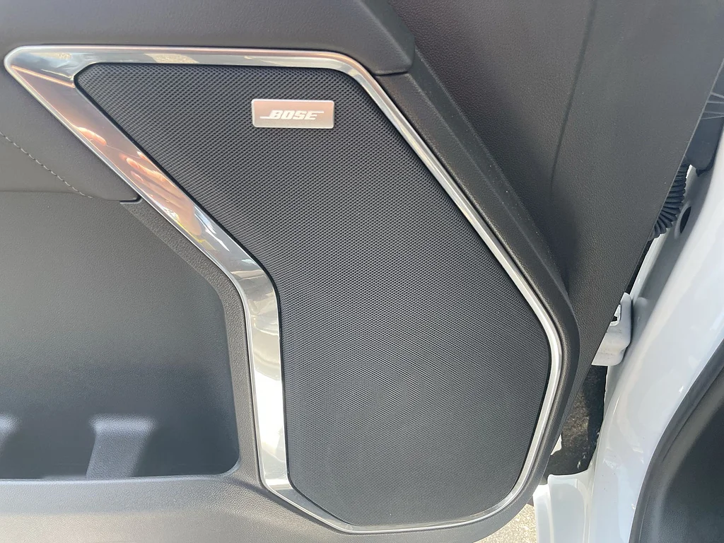 Used 2024 Summit White Chevrolet LTZ image 25