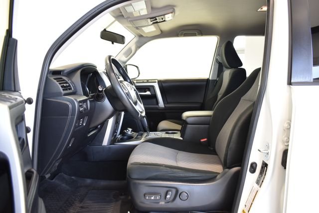 Certified Used 2019 White Toyota SR5 image 18