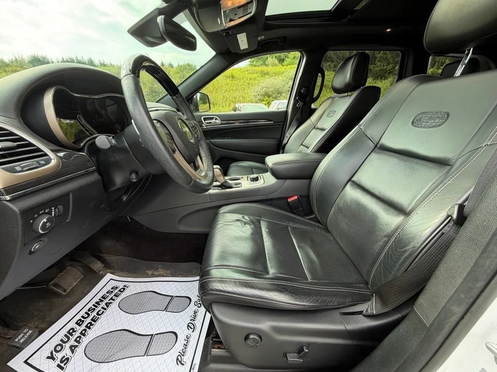 Used 2017 Bright White Clea Jeep Overland image 16