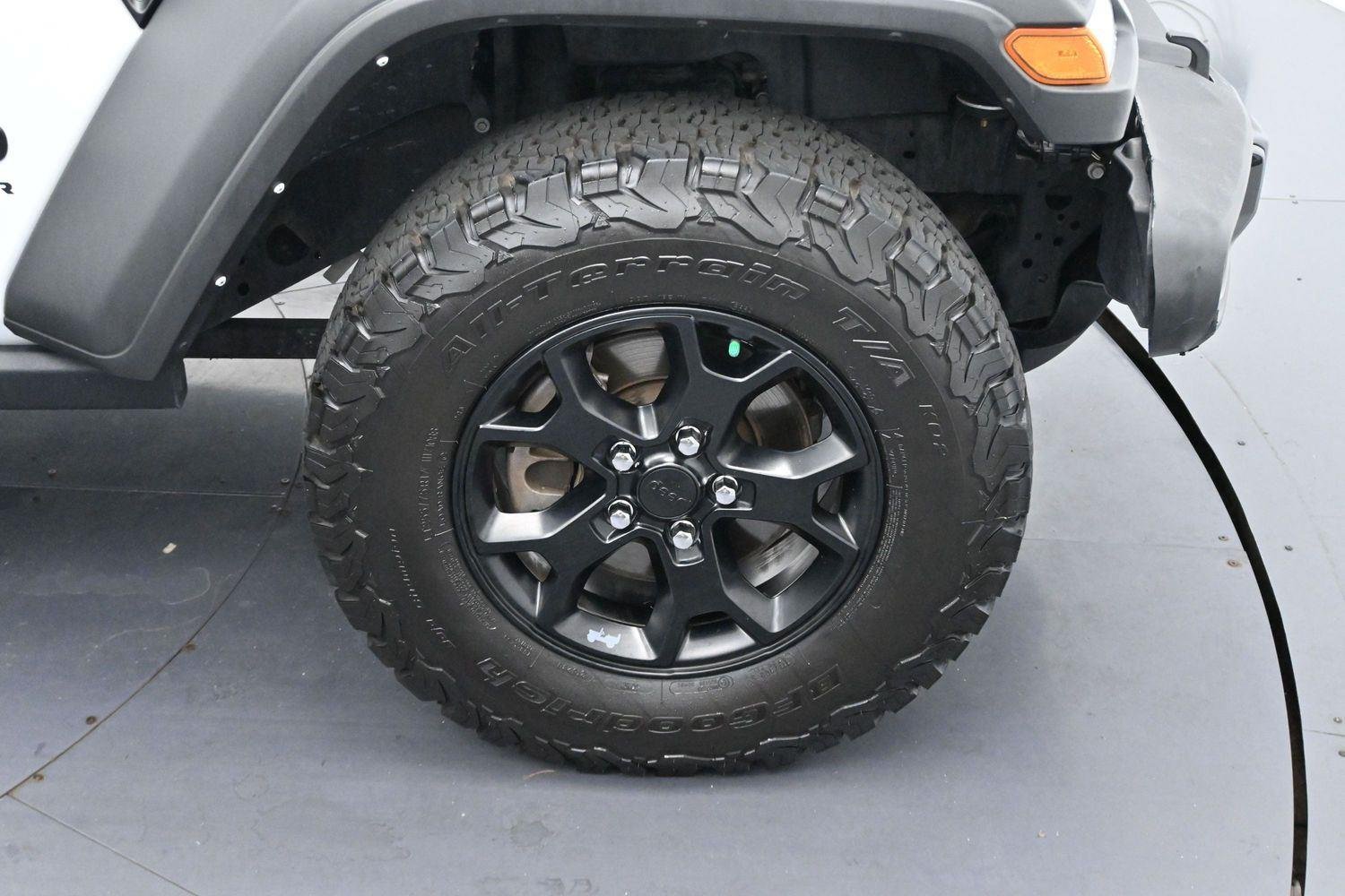 Used 2022 Bright White Clearcoat Jeep Willys image 32