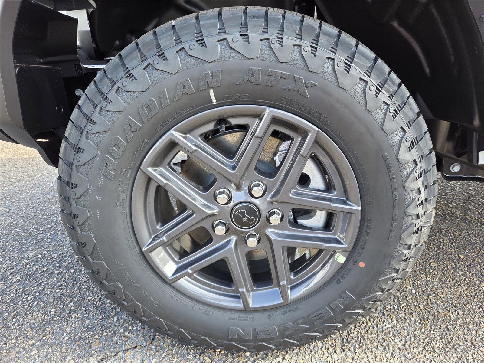 New 2026 Bright White Clear-Coat Exterior Paint Jeep Sport S image 21