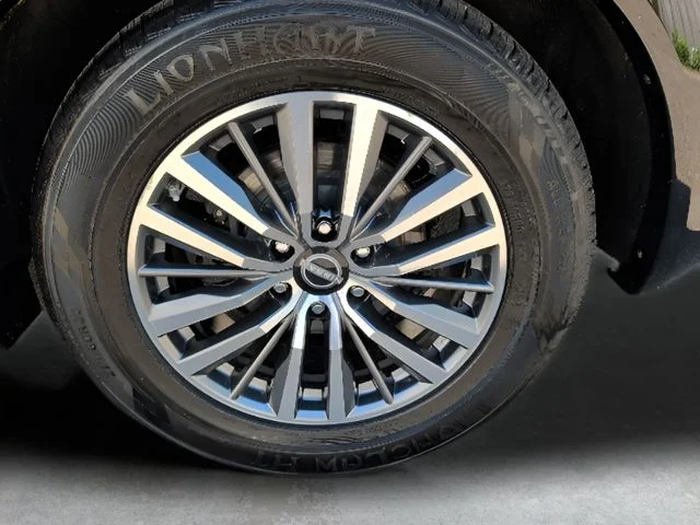 Used 2021 Black Nissan SL image 9