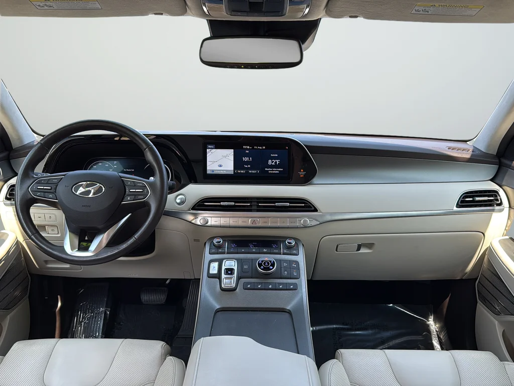 Used 2021 White Hyundai Calligraphy image 9