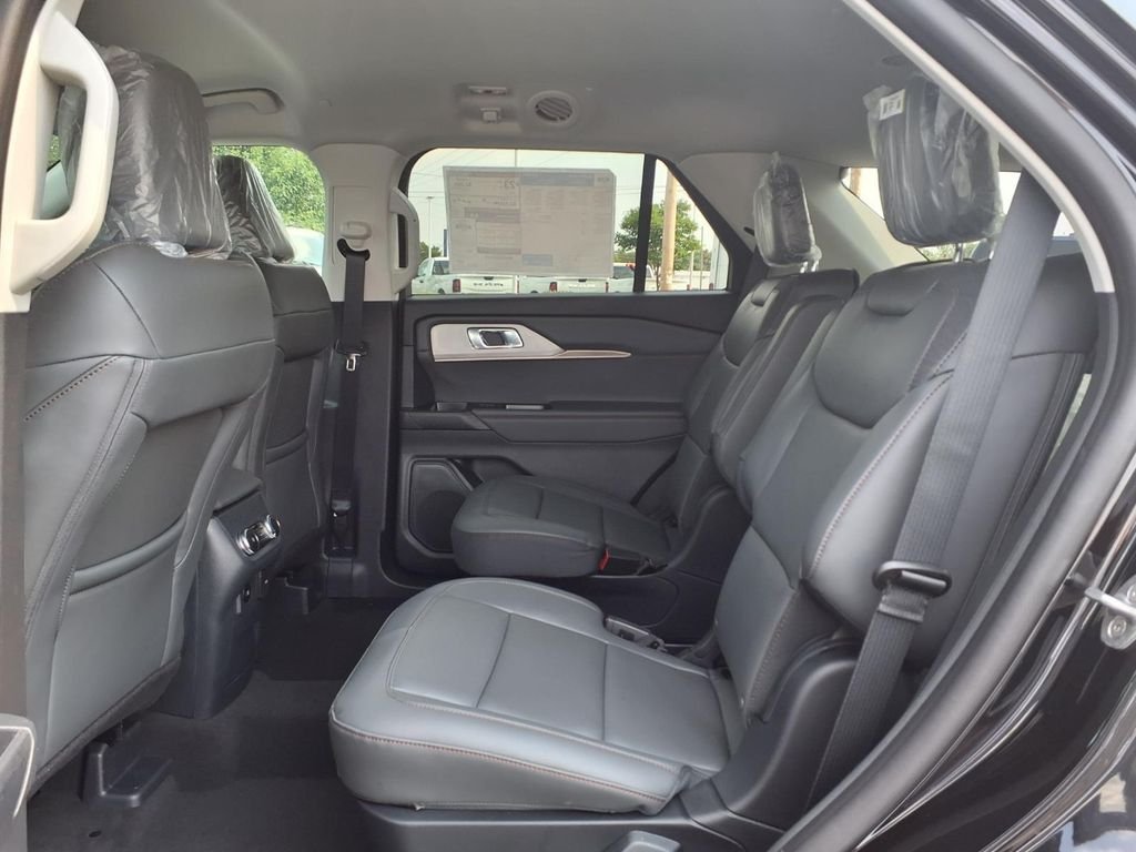 New 2026 Agate Black Metallic Ford Active image 21