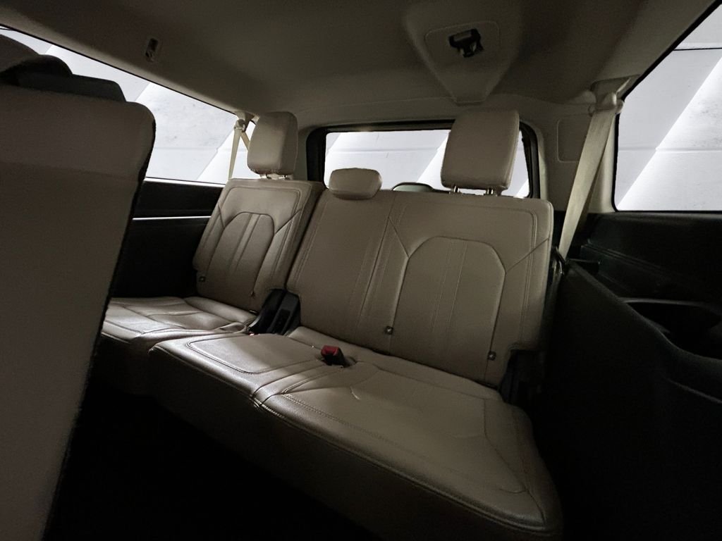 Used 2024 White Ford Limited image 18