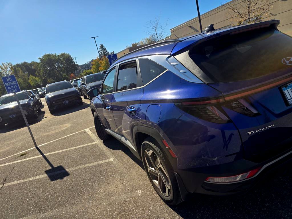 Used 2024 Intense Blue Hyundai SEL image 3