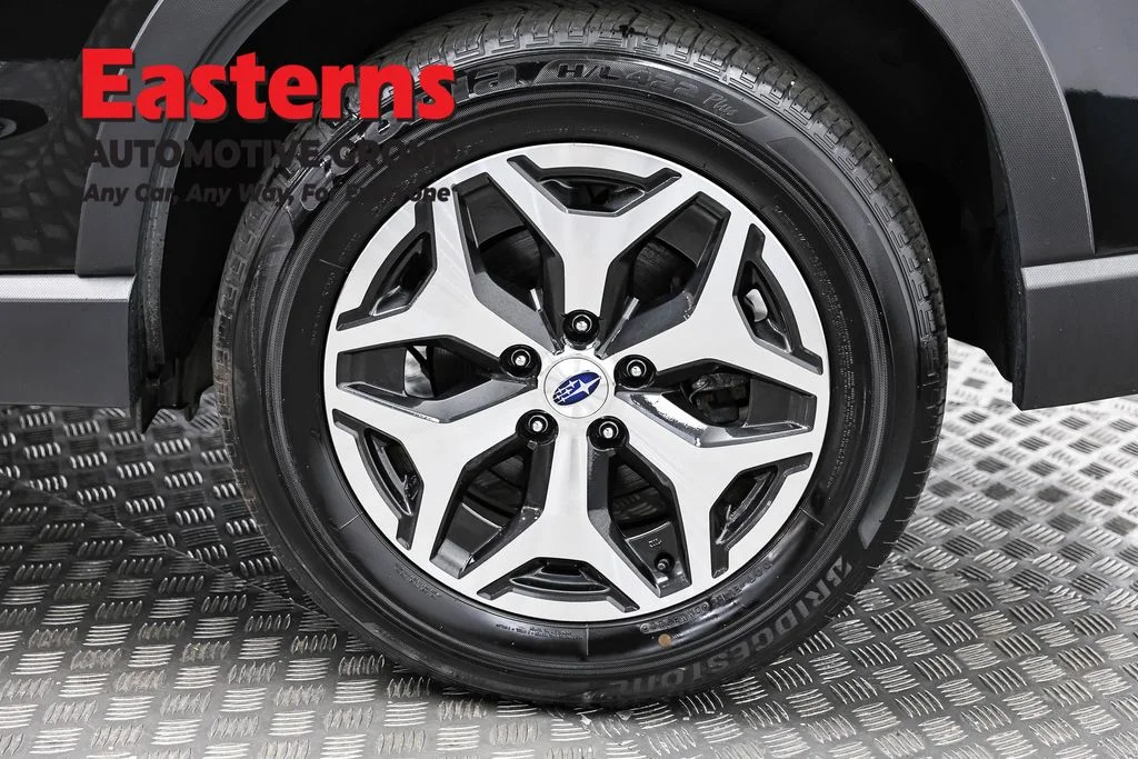 Used 2022 Black Subaru Premium image 36
