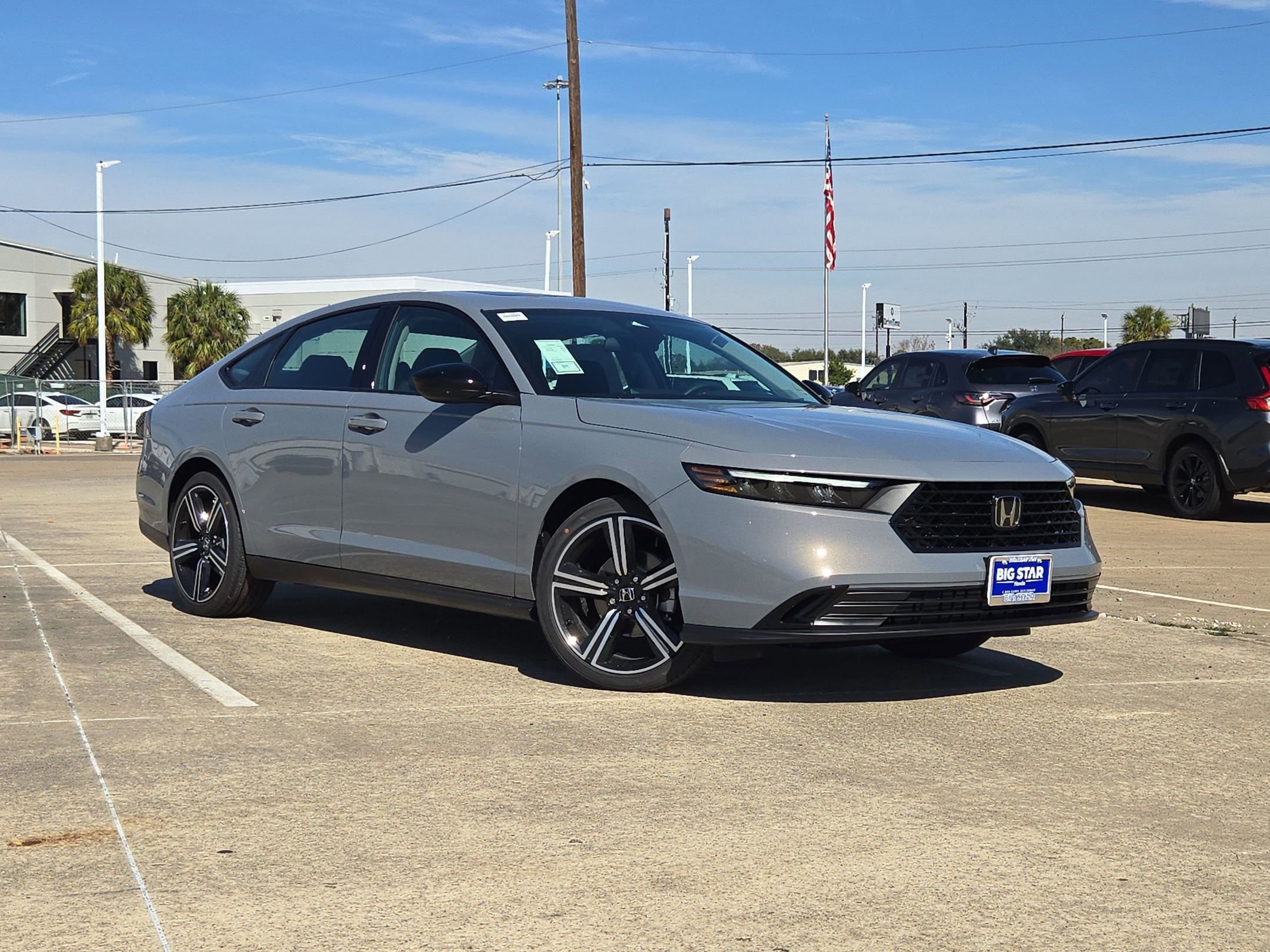 New 2026 Urban Gray Pearl Honda SE image 3