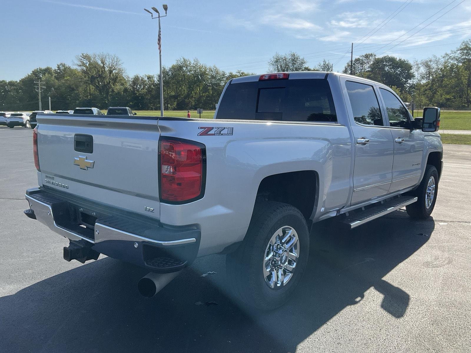 Used 2018 Silver Ice Metallic Chevrolet LTZ image 6