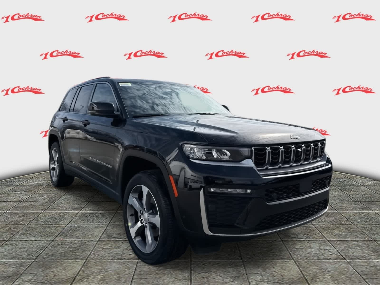New 2026 Diamond Black Crystal Pearlcoat Jeep Limited image 4