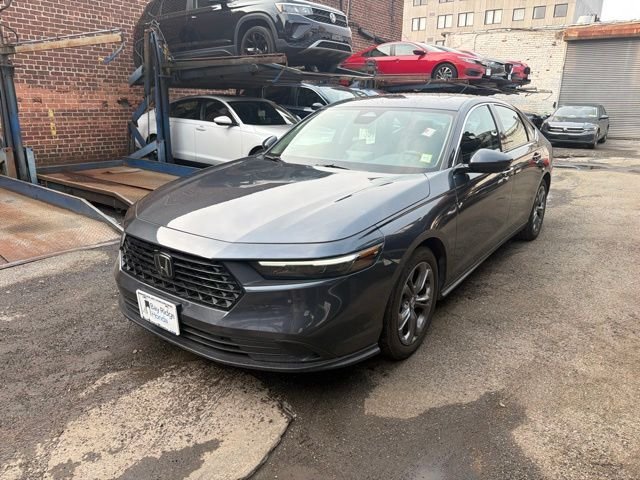 Used 2024 Gray Honda EX image 1