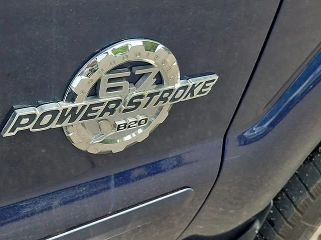 Used 2015 Blue Ford Lariat image 6