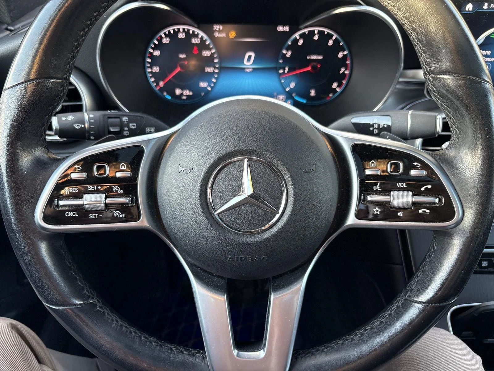 Used 2022 Black Mercedes-Benz GLC 300 image 12