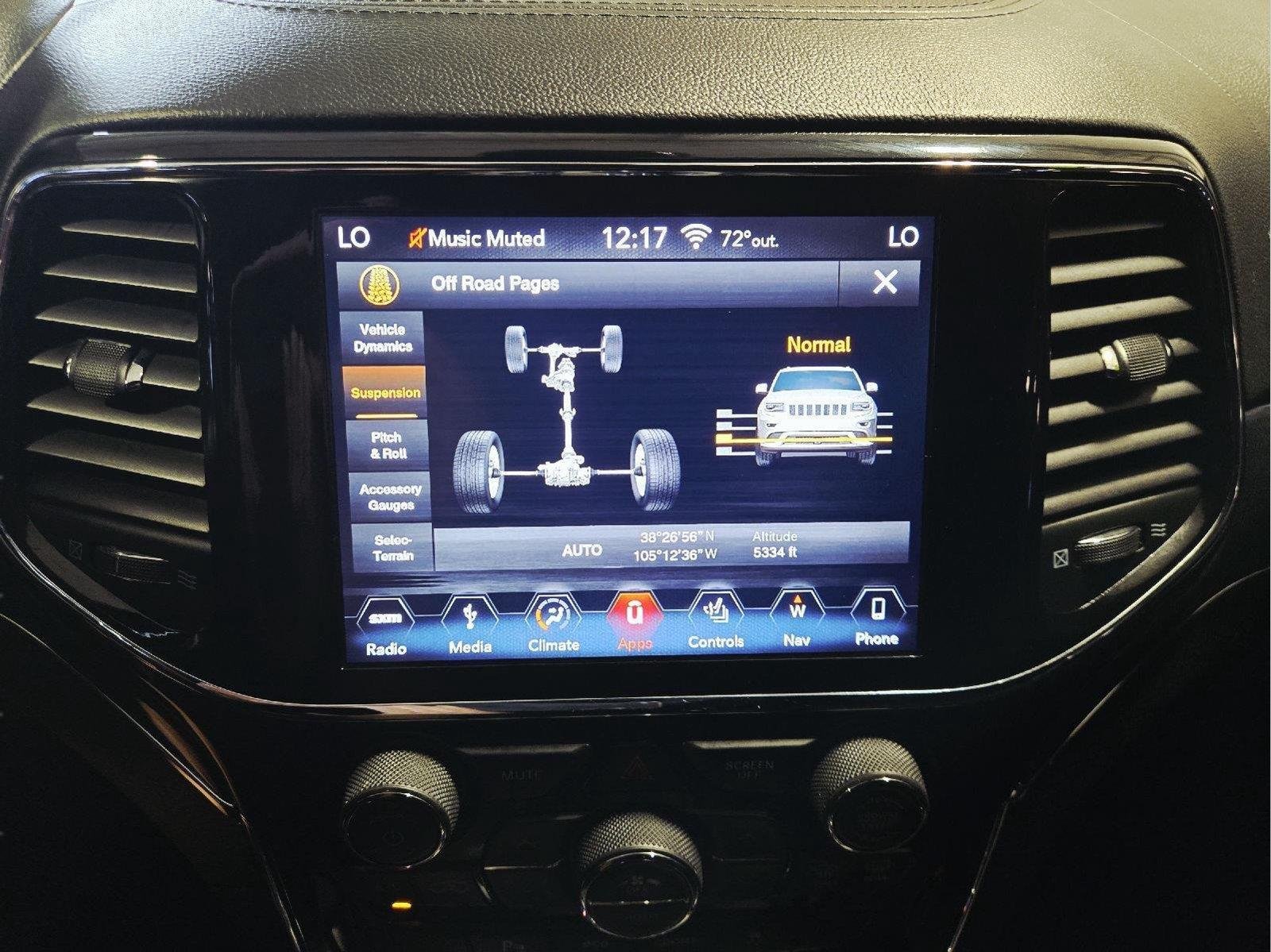 Used 2019 Diamond Black Jeep Overland image 28