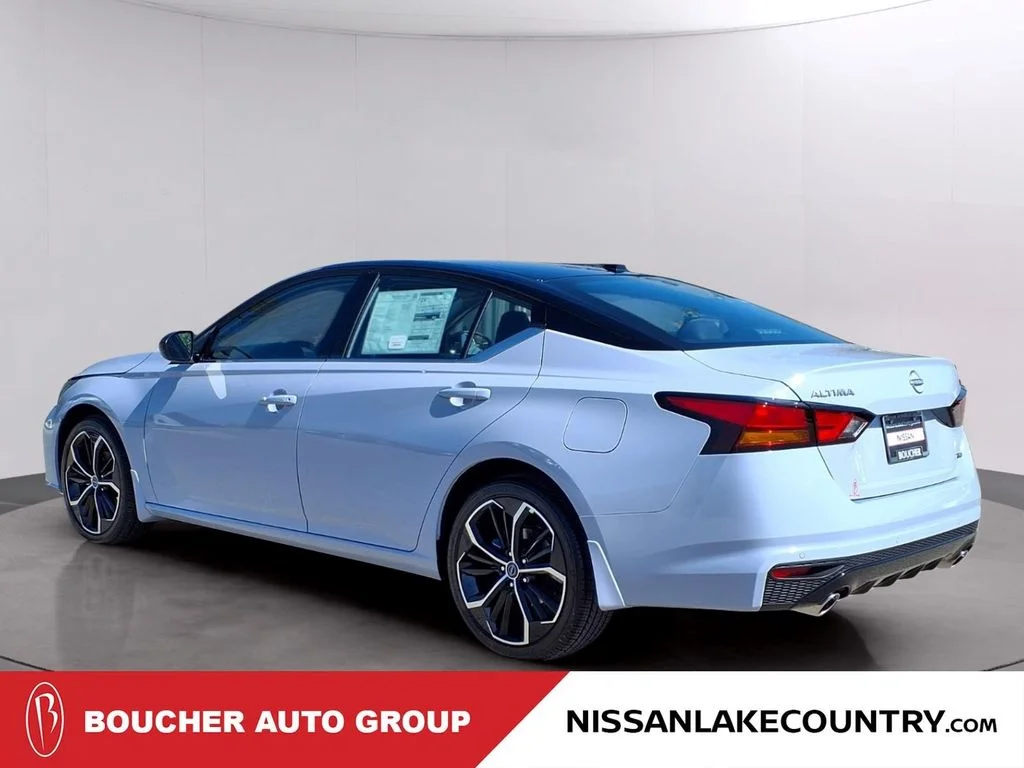 New 2026 Gray Nissan 2.5 SR image 5