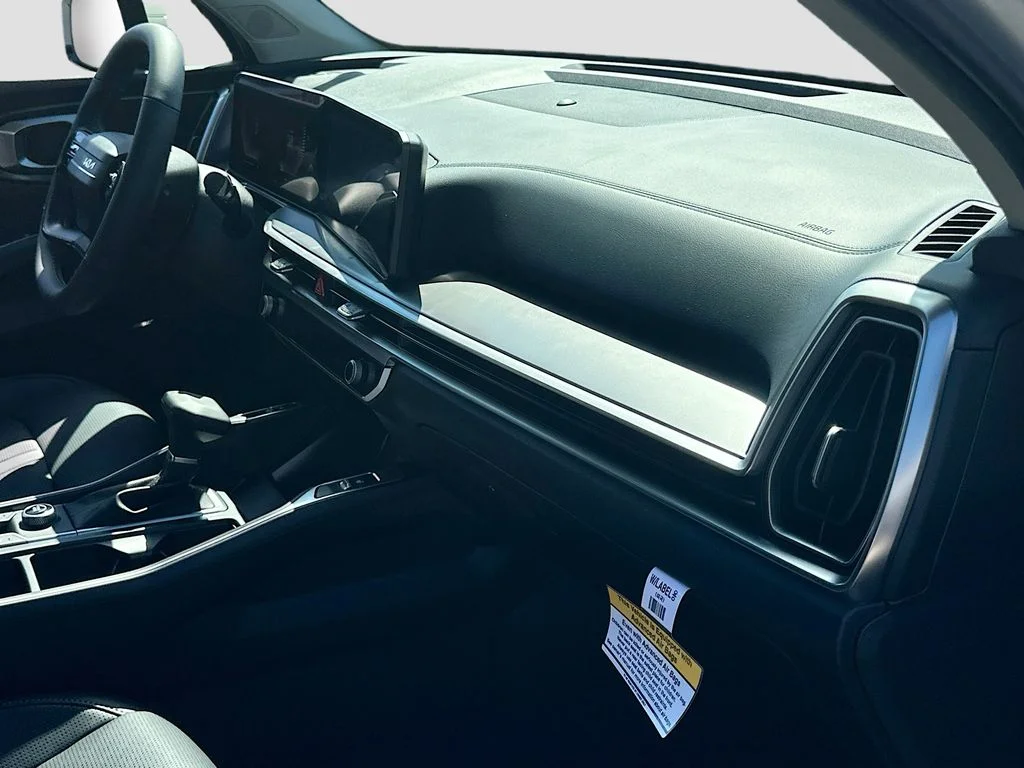 2026 Kia Sorento EX - Photo 31