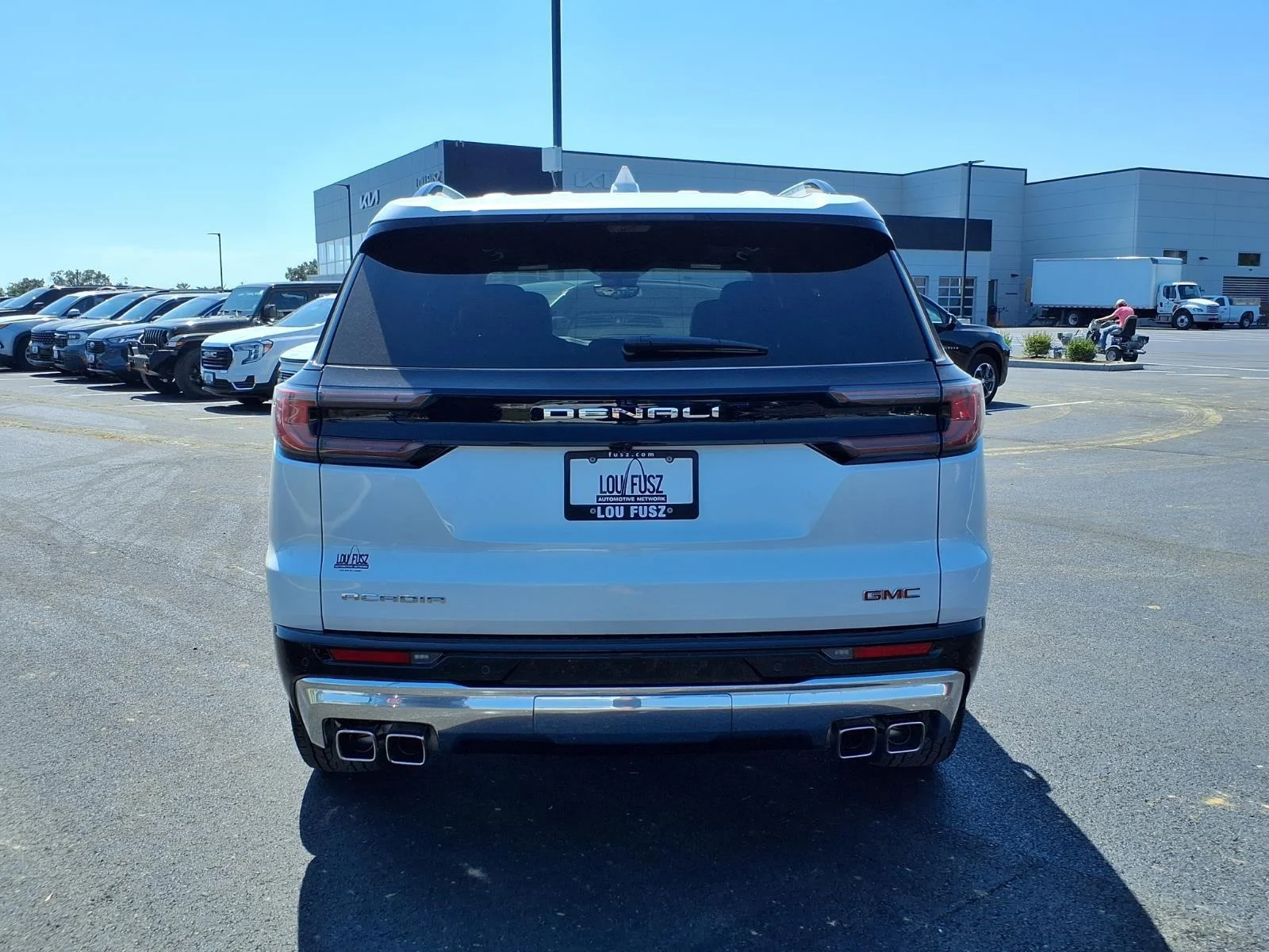 Used 2024 White Frost Tricoat GMC FWD Denali image 25