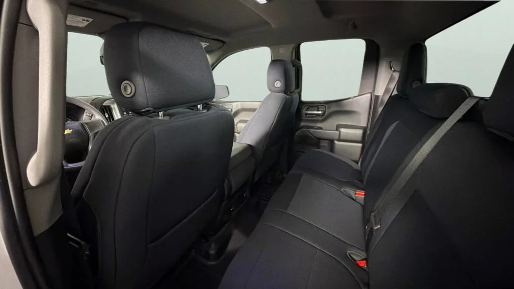 Used 2026 Summit White Chevrolet WT image 28