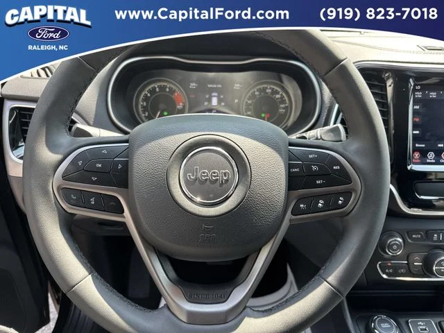 Used 2022 Black Jeep Limited image 25