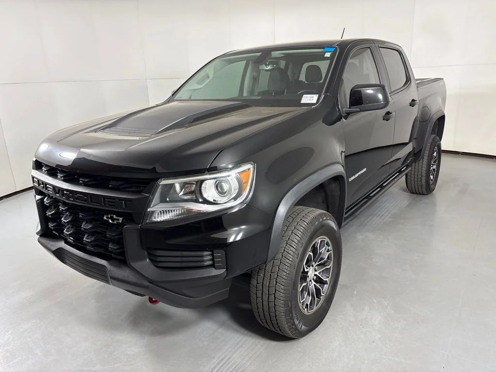 Used 2022 Black Chevrolet ZR2 image 5