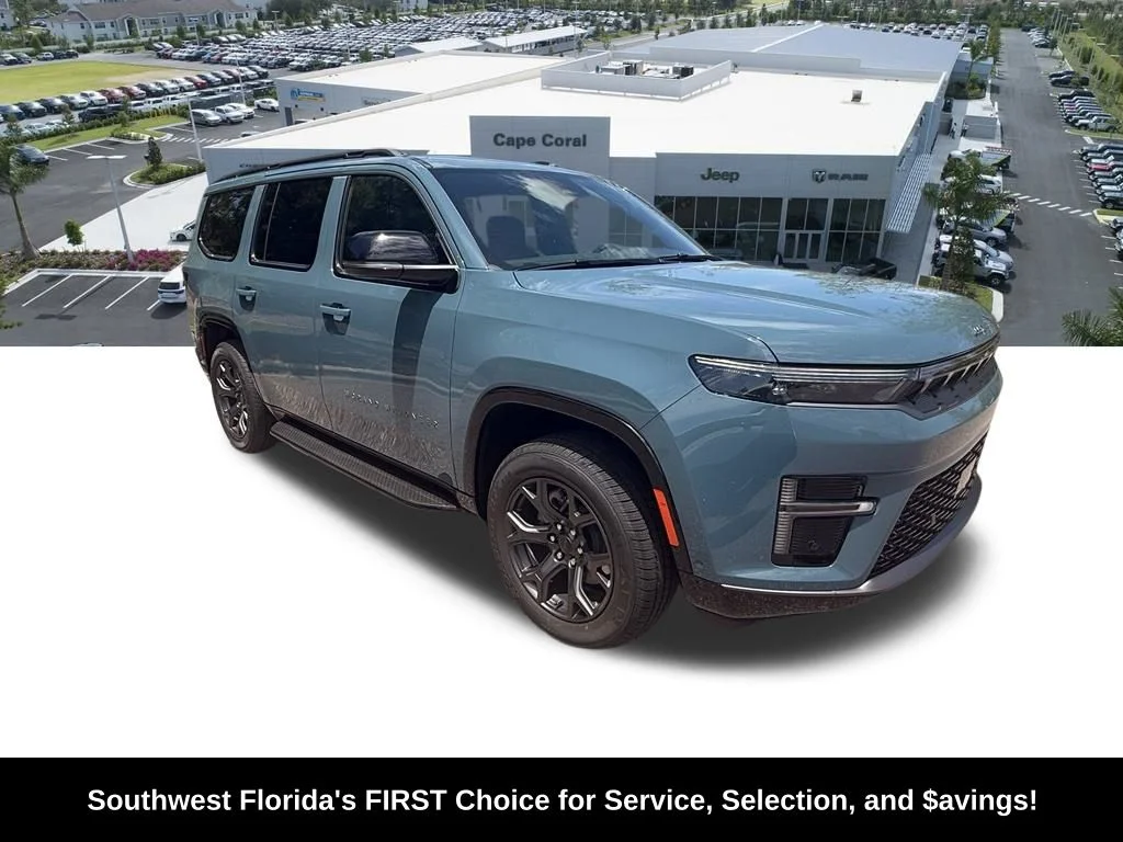 New 2026 Steel Blue Exterior Paint Jeep Limited Altitude image 2