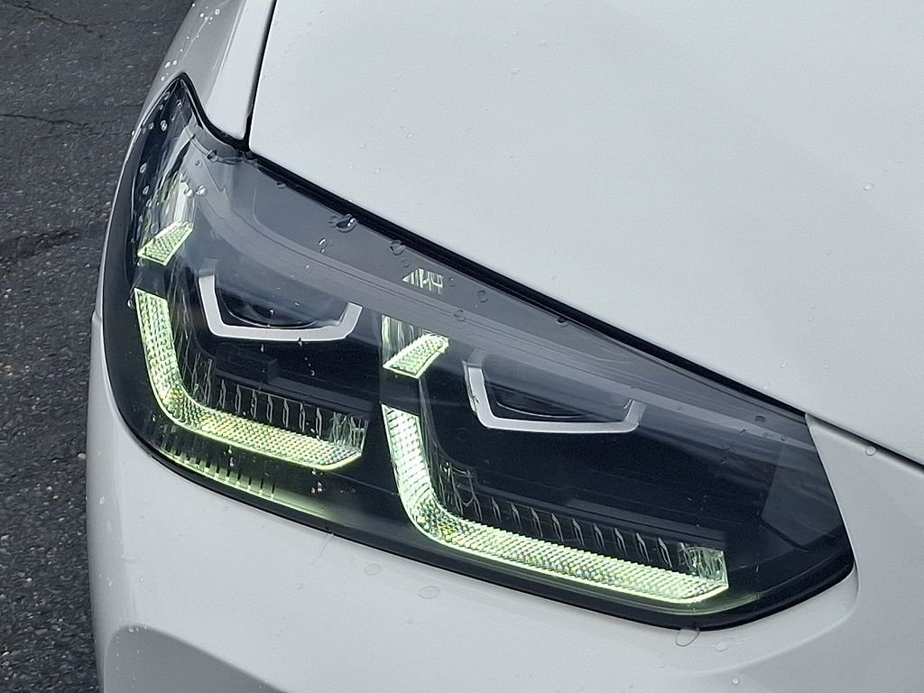 Certified Used 2024 Alpine White BMW M40i image 9
