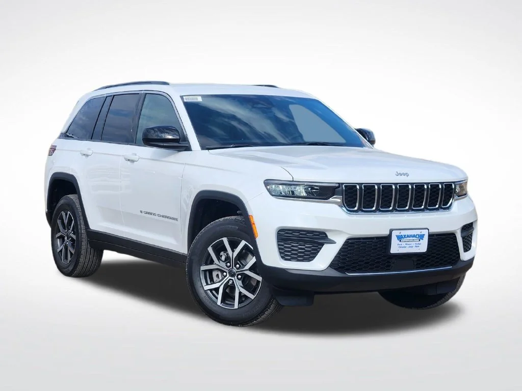 New 2027 Bright White Clear-Coat Paint Jeep Laredo image 1