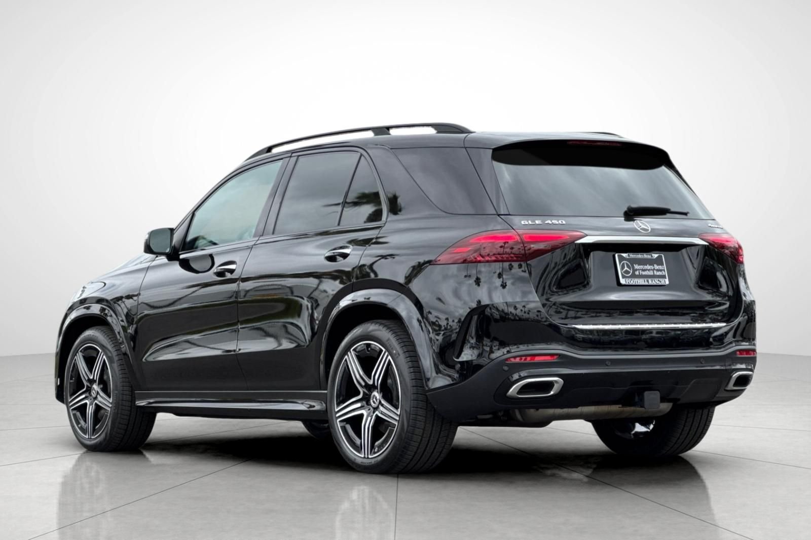 Certified Used 2025  Mercedes-Benz GLE 450 image 12