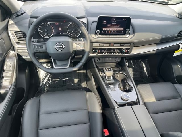 New 2026 Obsidian Green Pearl Nissan Dark Armor™ image 15
