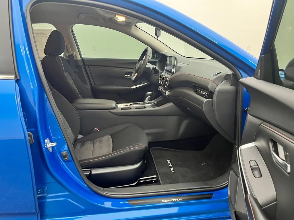 Used 2024 Blue Nissan SR image 32