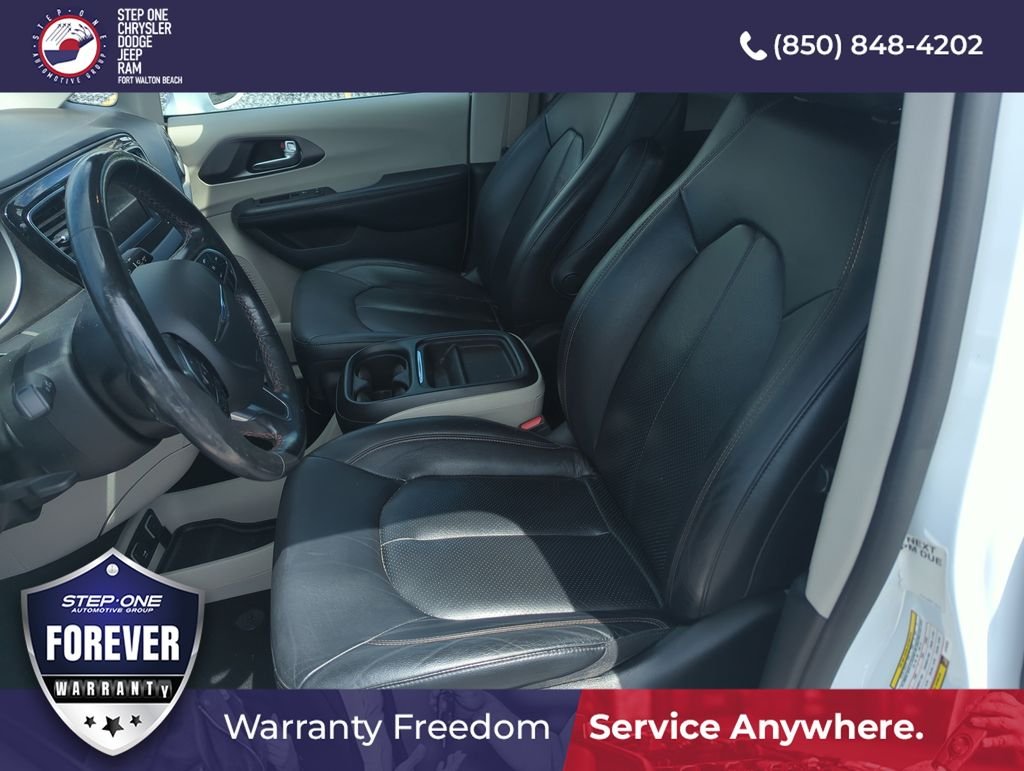 Used 2020 White Chrysler Touring L image 11