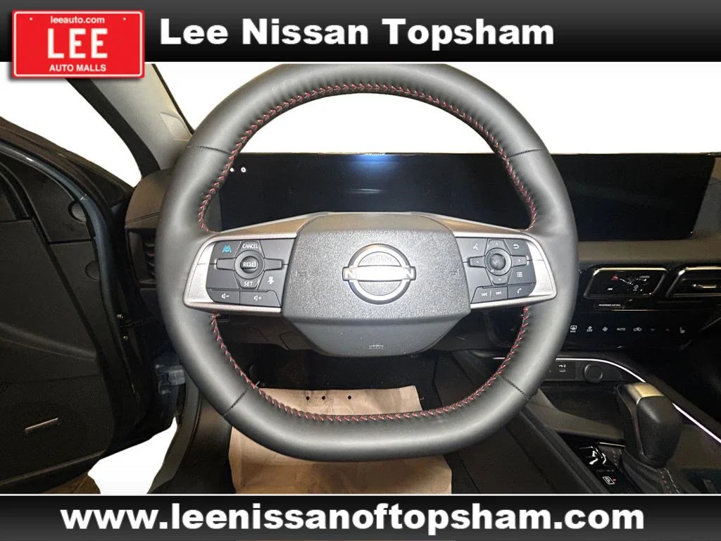 New 2026 Atlantic Gray Metallic/Super Black Nissan SR image 13