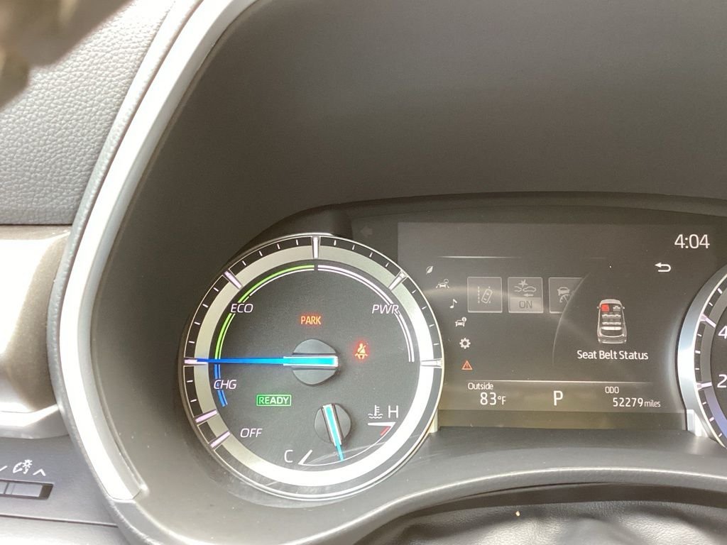 Used 2022  Toyota XLE image 11