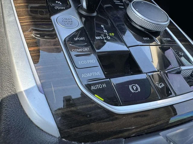 Used 2020 Gray BMW xDrive40i image 39