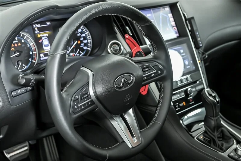 Used 2018 Majestic White INFINITI 3.0T Sport image 19