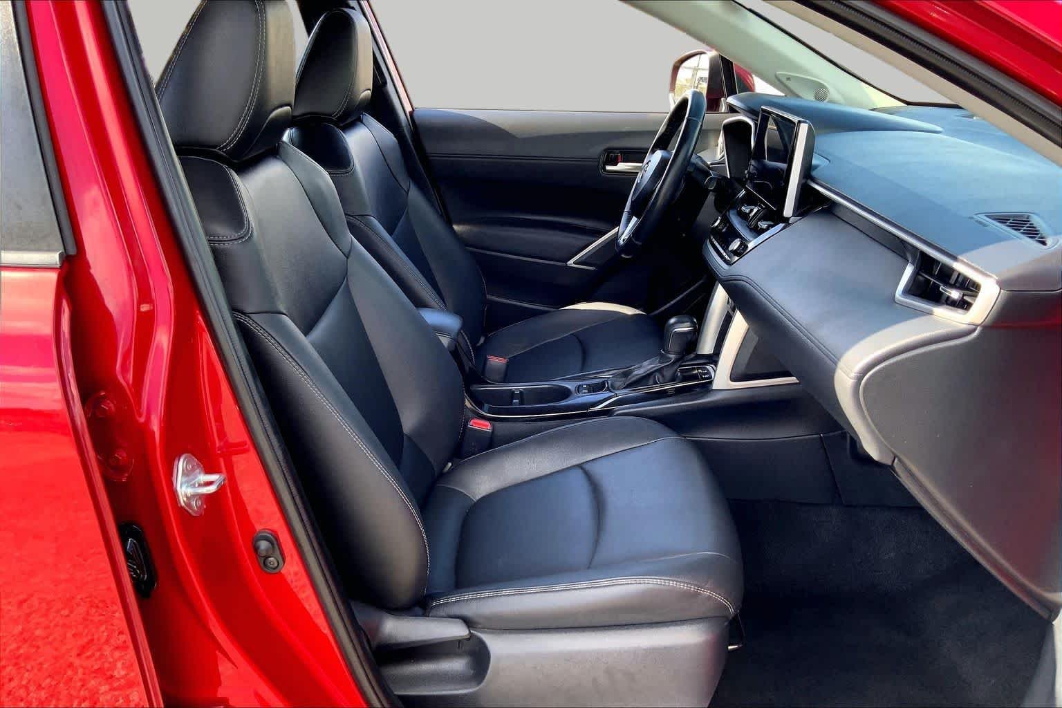 Used 2023 Barcelona Red Metallic Toyota XLE image 9