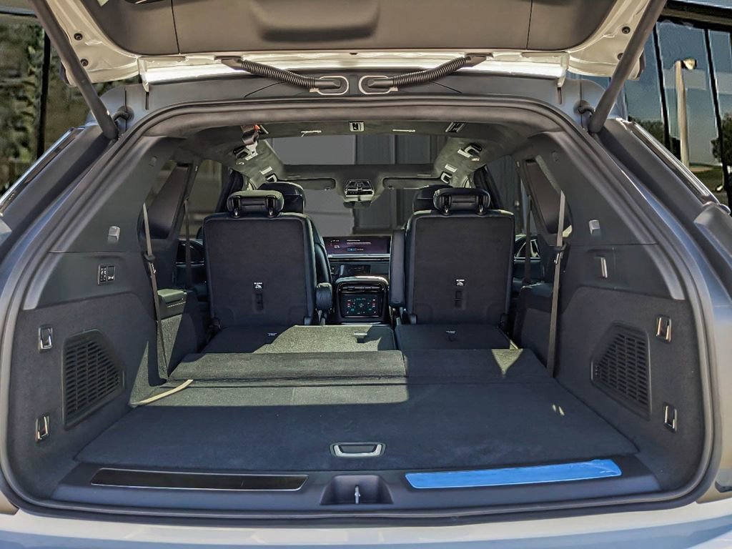 2025 Cadillac Escalade IQ Sport 2 - Photo 21