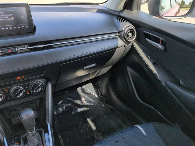 Used 2019  Toyota LE image 16