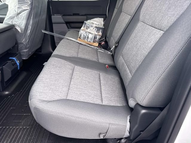 New 2026 Oxford White Ford F-250® XL image 7