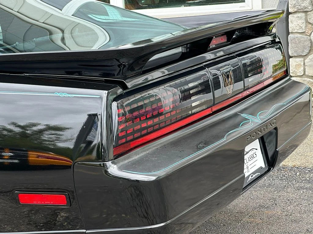 Used 1989 Black Pontiac Trans Am GTA image 10