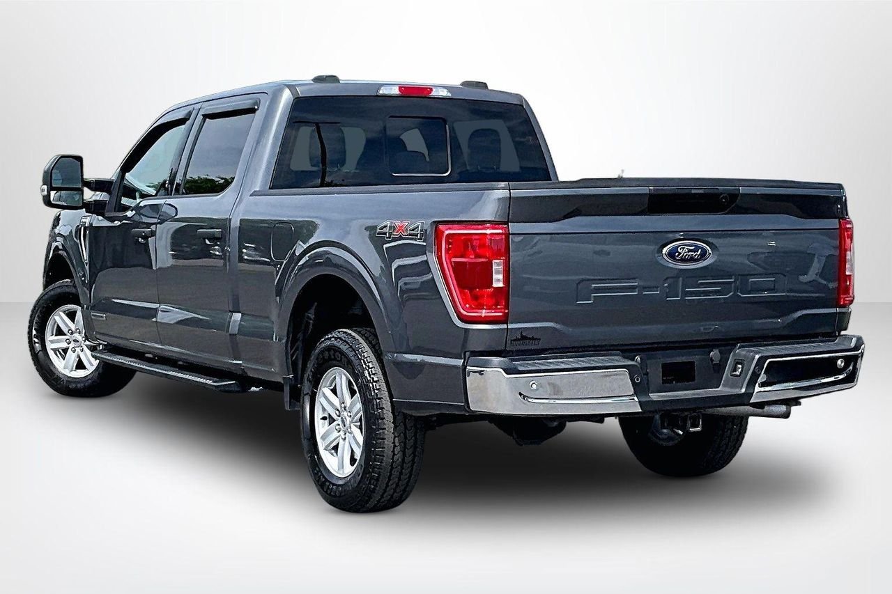 Used 2023 CARBONIZED GRAY METALLIC Ford XLT image 5