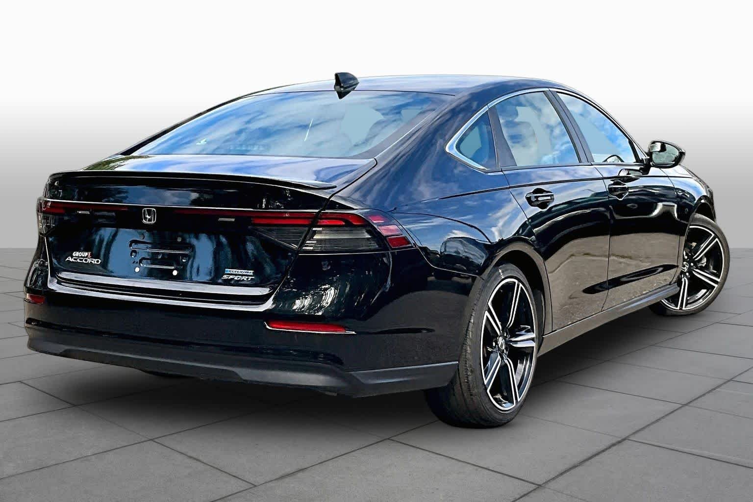 Used 2023 Crystal Black Pearl Honda Sport image 13