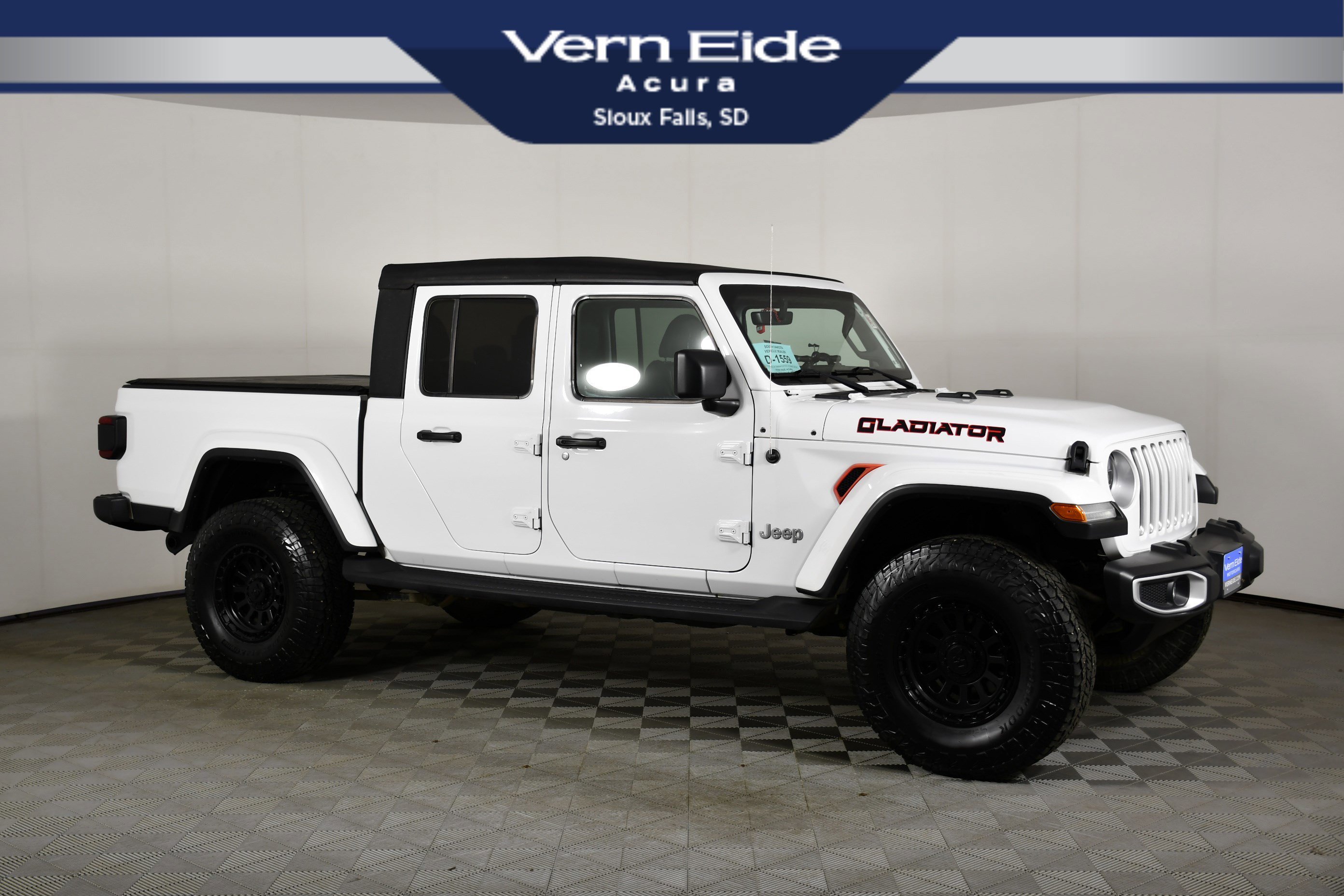 2021 Jeep Gladiator Overland's photo