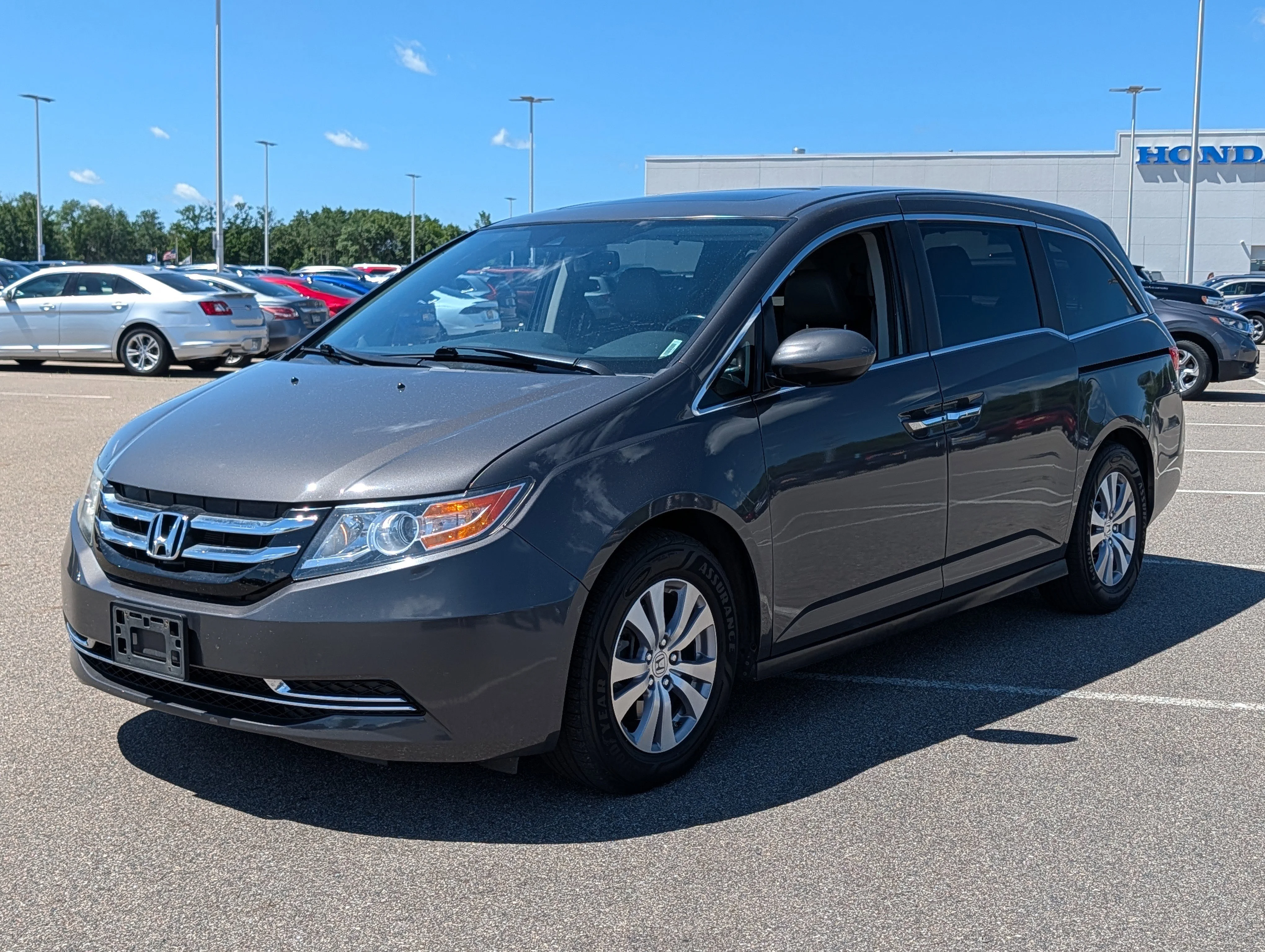 Used 2016 Modern Steel Metallic Honda EX-L image 2
