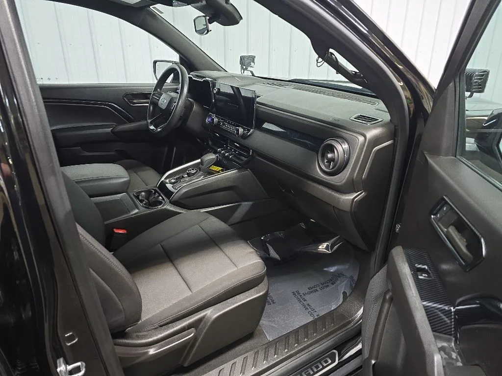 Used 2023 Black Chevrolet Trail Boss image 15